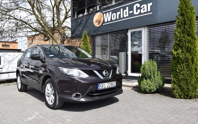 Nissan Qashqai cena 62999 przebieg: 106222, rok produkcji 2016 z Giżycko małe 742